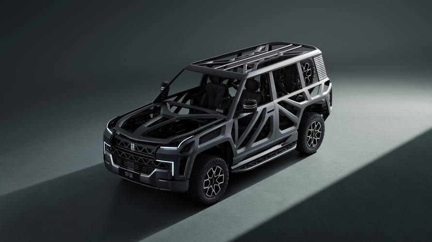 深圳29仰望U8硬派越野的科技魅力，国能汽车对传统燃油车市场的冲击